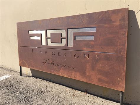 aluminum signs fabrication|custom made metal signs.